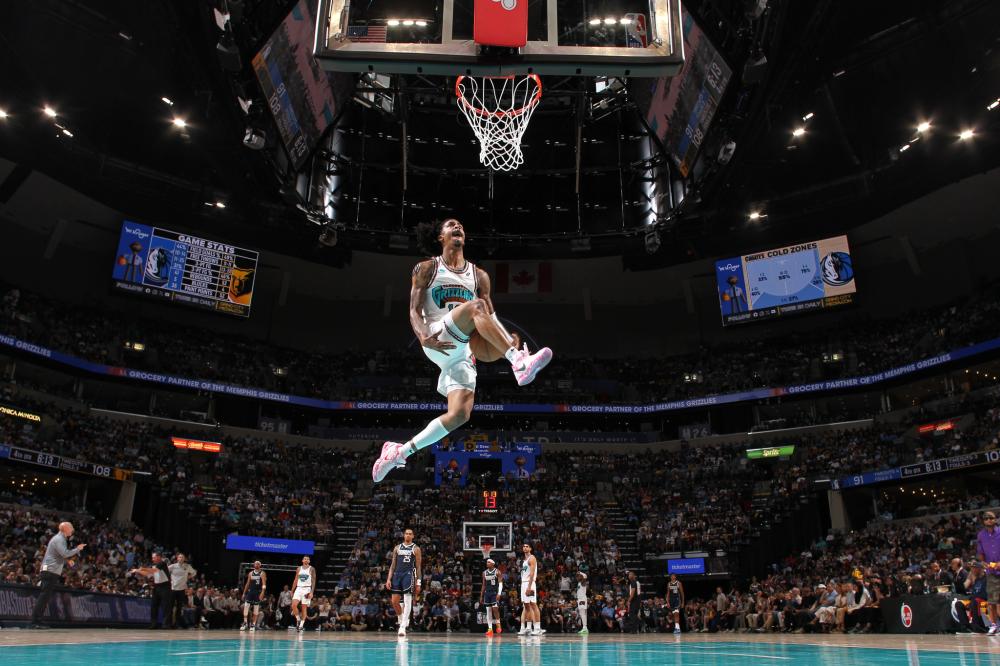 坚持与团结 坚持与团结